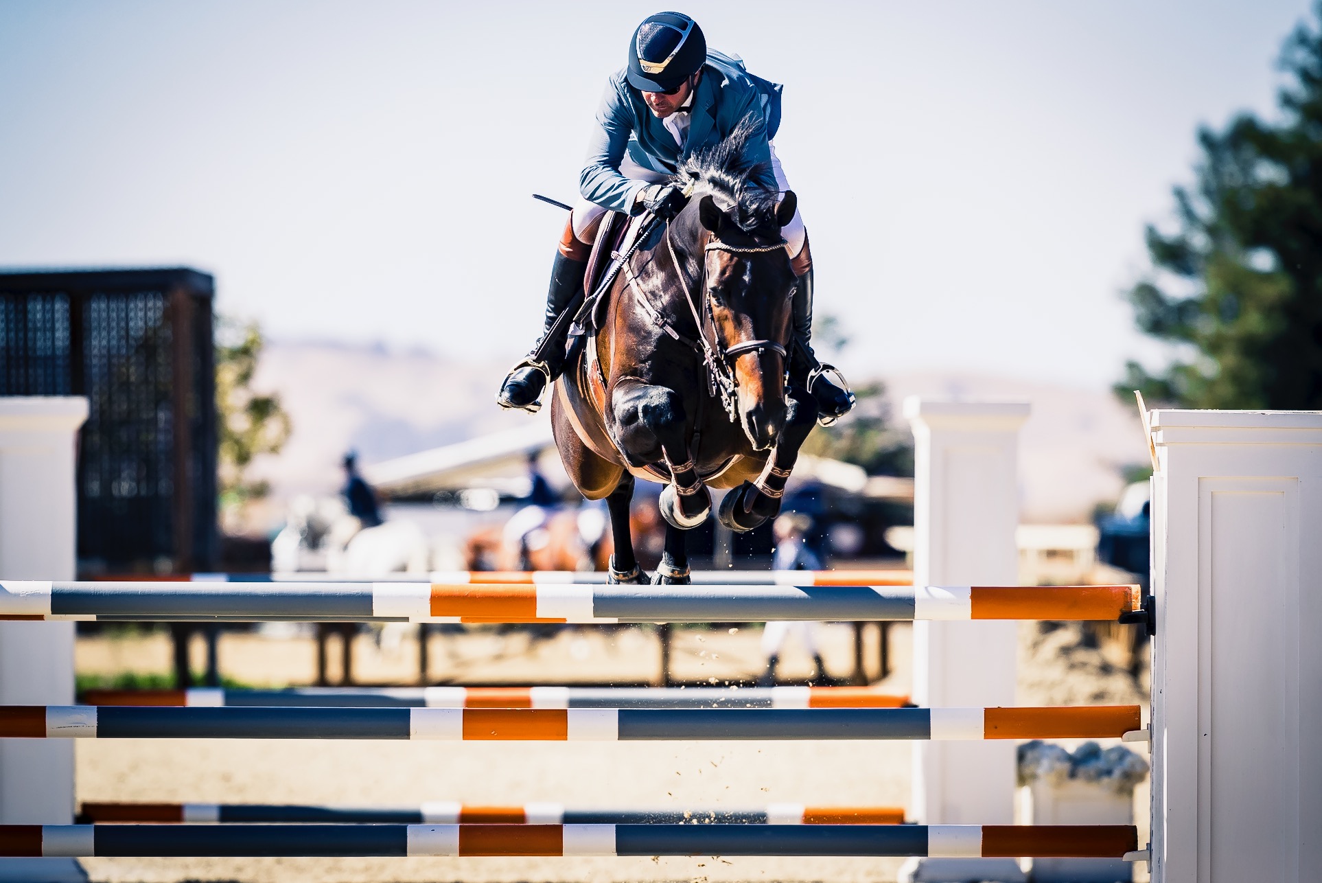 Mariano is on Edesa’s Wendeschon Z. 15k welcome prix at Sonoma.